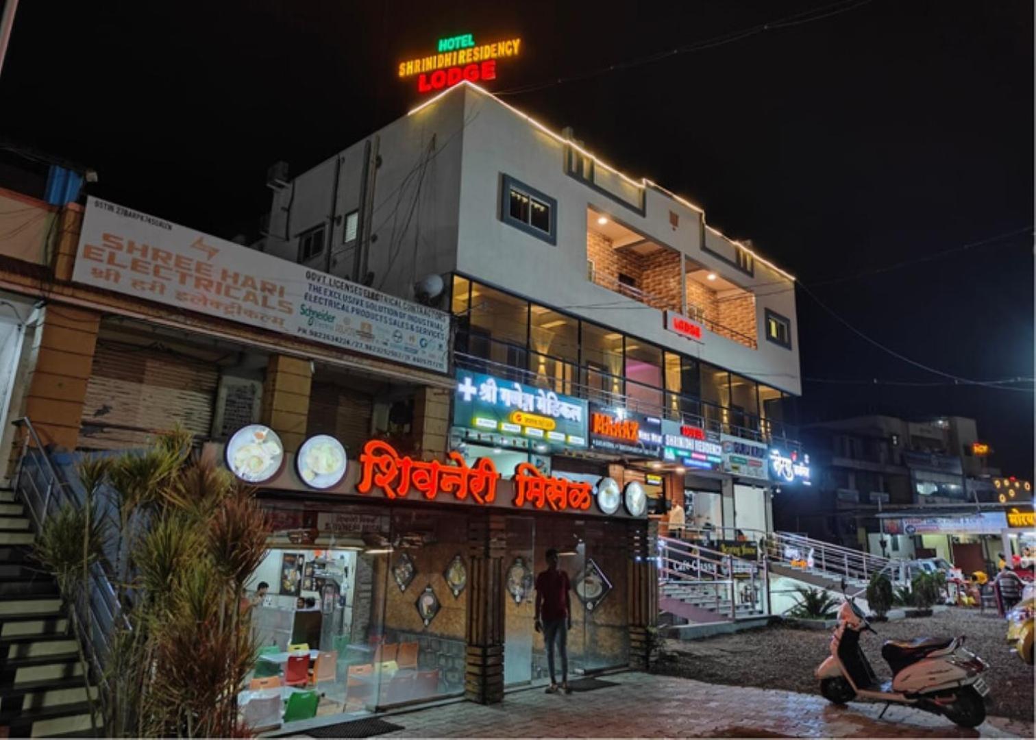 Shrinidhi Residency Pune Hotel Luaran gambar